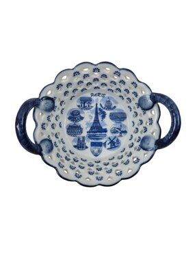Eiffel Tower Souvenir Trinket Dish Blue White Porcelain Pierced Lattice Paris